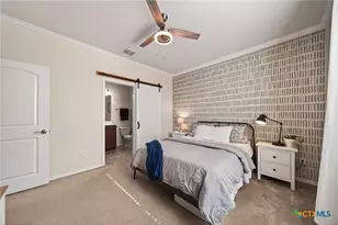 610 Ridgehorn Dr, New Braunfels, TX 78130 - Photo 14