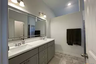 311 Brushy Creek, Victoria, TX 77904 - Photo 14