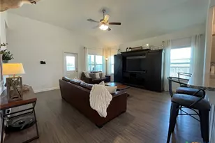 311 Brushy Creek, Victoria, TX 77904 - Photo 4