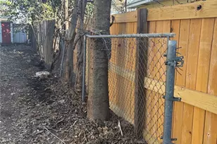 1303 S 13th St, Temple, TX 76504 - Photo 4