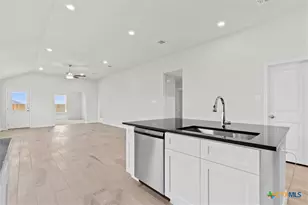 501 Avery St, Killeen, TX 76542 - Photo 12