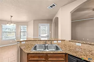 707 Brooklyn Kay Dr, Killeen, TX 76542 - Photo 8