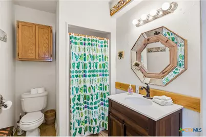 115 W Adams Street, Port O Connor, TX 77982 - Photo 32