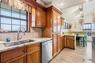 115 W Adams St, Port O'Connor, TX 77982 - Photo 22