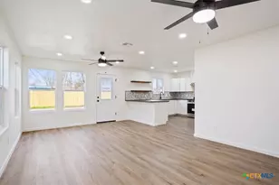 707 S 13th St, Temple, TX 76504 - Photo 6