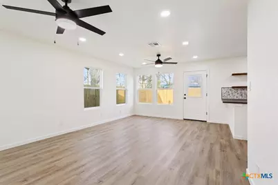 707 S 13th Street, Temple, TX 76504 - Photo 8