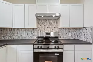 707 S 13th St, Temple, TX 76504 - Photo 12