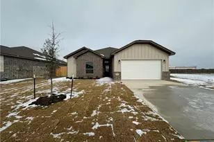 712 Eagle Crst Dr, Salado, TX 76571 - Photo 1