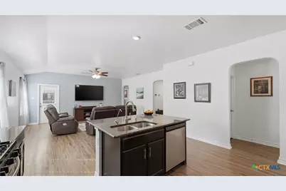 6429 Hoffman Plain, San Antonio, TX 78252 - Photo 12