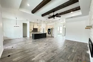 706 Golden Eagle Dr, Salado, TX 76571 - Photo 10