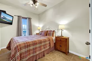 1247 Gruene Rd, New Braunfels, TX 78130 - Photo 14