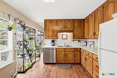 110 Rio Vista Drive, Victoria, TX 77904 - Photo 16