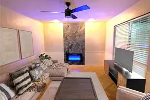 1901 N 10th St, Killeen, TX 76541 - Photo 2