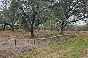 393 Jessica Dr, Victoria, TX 77904 - Photo 1