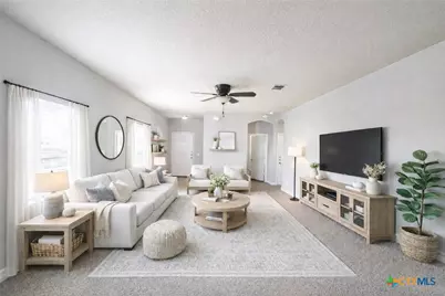 729 Community Drive, New Braunfels, TX 78132 - Photo 2