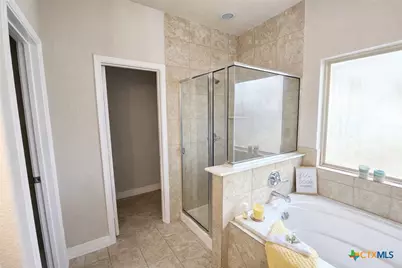 729 Community Drive, New Braunfels, TX 78132 - Photo 6