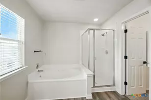 3933 Brook Hollow Dr, Schertz, TX 78154 - Photo 30