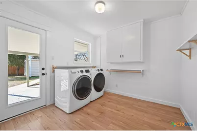 808 Vogel Drive, Lockhart, TX 78644 - Photo 14