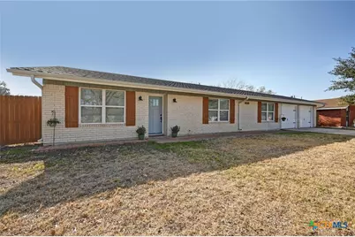 808 Vogel Drive, Lockhart, TX 78644 - Photo 1