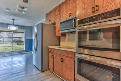 105 E Upshaw Avenue, Temple, TX 76501 - Photo 6