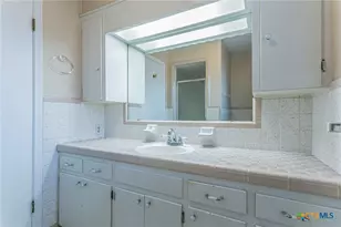 105 E Upshaw Ave, Temple, TX 76501 - Photo 14