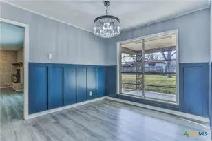 105 E Upshaw Ave, Temple, TX 76501 - Photo 8