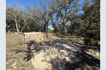 618 W Clark Street, Canyon Lake, TX 78133 - Photo 10