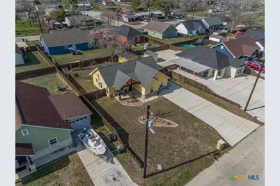 320 Holly Avenue, Luling, TX 78648 - Photo 26