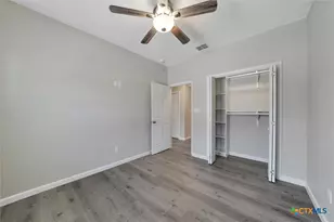 320 Holly Ave, Luling, TX 78648 - Photo 18