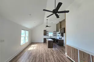 1005 Bridge St, Lampasas, TX 76550 - Photo 12