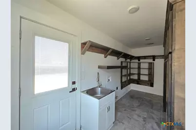 1005 Bridge Street, Lampasas, TX 76550 - Photo 16