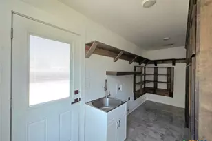 1005 Bridge St, Lampasas, TX 76550 - Photo 16