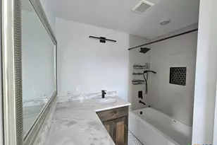 1005 Bridge St, Lampasas, TX 76550 - Photo 28