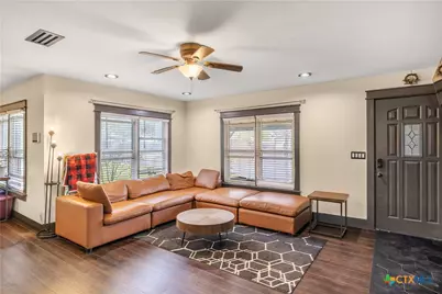 411 N La Grange Street, Hallettsville, TX 77964 - Photo 4