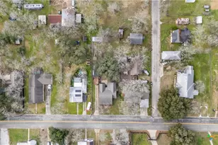 411 N La Grange St, Hallettsville, TX 77964 - Photo 20