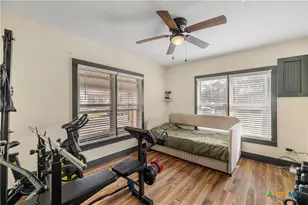 411 N La Grange St, Hallettsville, TX 77964 - Photo 6