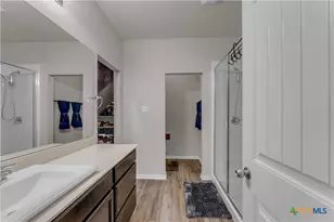 637 Donegal Ln, Georgetown, TX 78626 - Photo 14