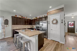 637 Donegal Ln, Georgetown, TX 78626 - Photo 6