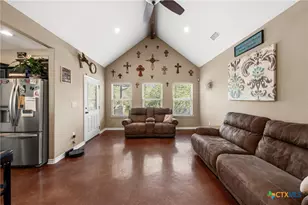 11 E Aztec Ln, Belton, TX 76513 - Photo 6