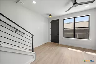 630 Central Pkwy, New Braunfels, TX 78130 - Photo 2