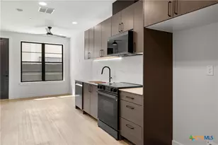 630 Central Pkwy, New Braunfels, TX 78130 - Photo 4