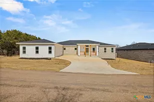 15920 Salado Dr, Temple, TX 76502 - Photo 2