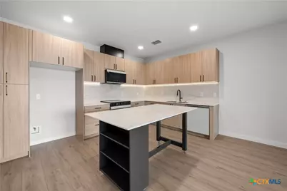 634 Central Parkway #1211, New Braunfels, TX 78130 - Photo 2