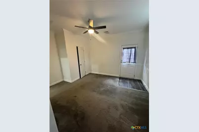 203 Palmwood Drive #B, Victoria, TX 77901 - Photo 8