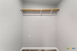 1848 W Bridge St, New Braunfels, TX 78130 - Photo 30