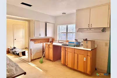 1314 Gardien Street, Gonzales, TX 78629 - Photo 6