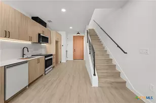 630 Central Pkwy, New Braunfels, TX 78130 - Photo 2