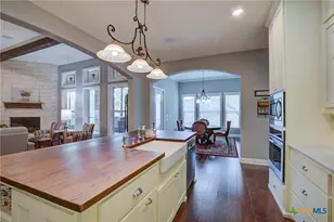 112 Westin Hls, New Braunfels, TX 78132 - Photo 8