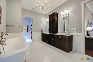 112 Westin Hls, New Braunfels, TX 78132 - Photo 14