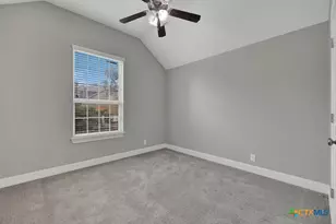 1404 Pioneer Dr, New Braunfels, TX 78132 - Photo 10